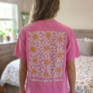 Adore Women's Vibrant Pink Short Sleeve Top